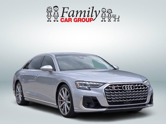 2022 Audi S8 L