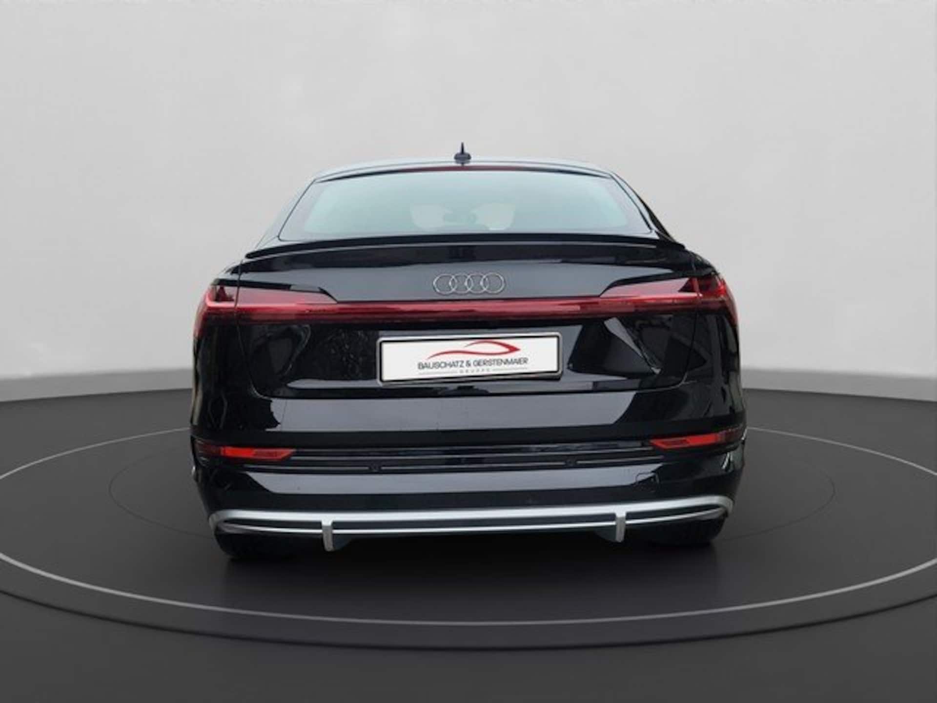 Audi e-tron Sportback S line