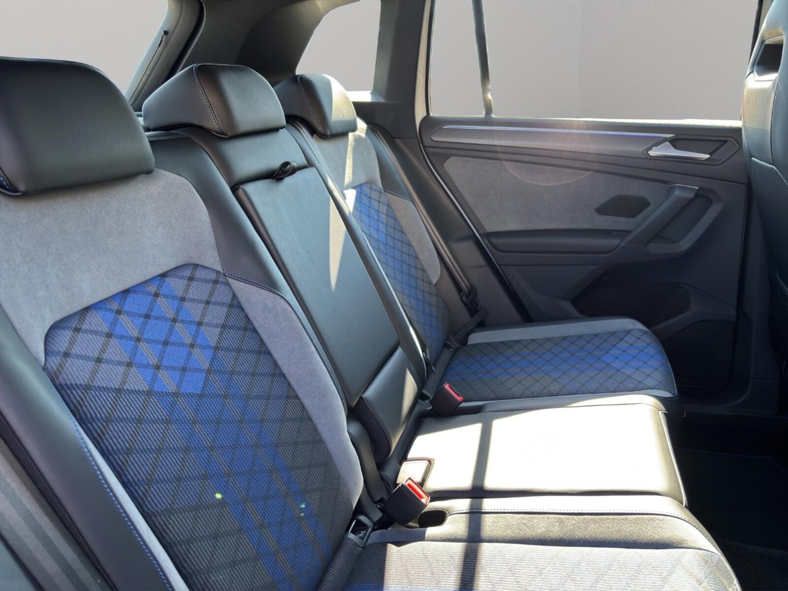 Volkswagen Tiguan – Bild 7