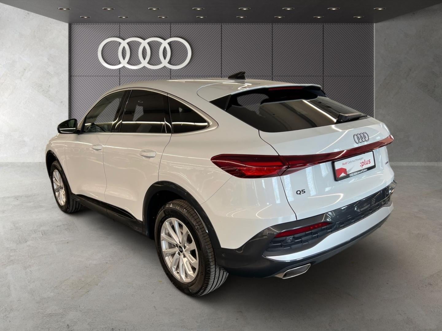 Bild über Audi Q5 Sportback TFSI quattro 150 kW S tronic - für weitere Informationen kontaktieren Sie den Audi Partner