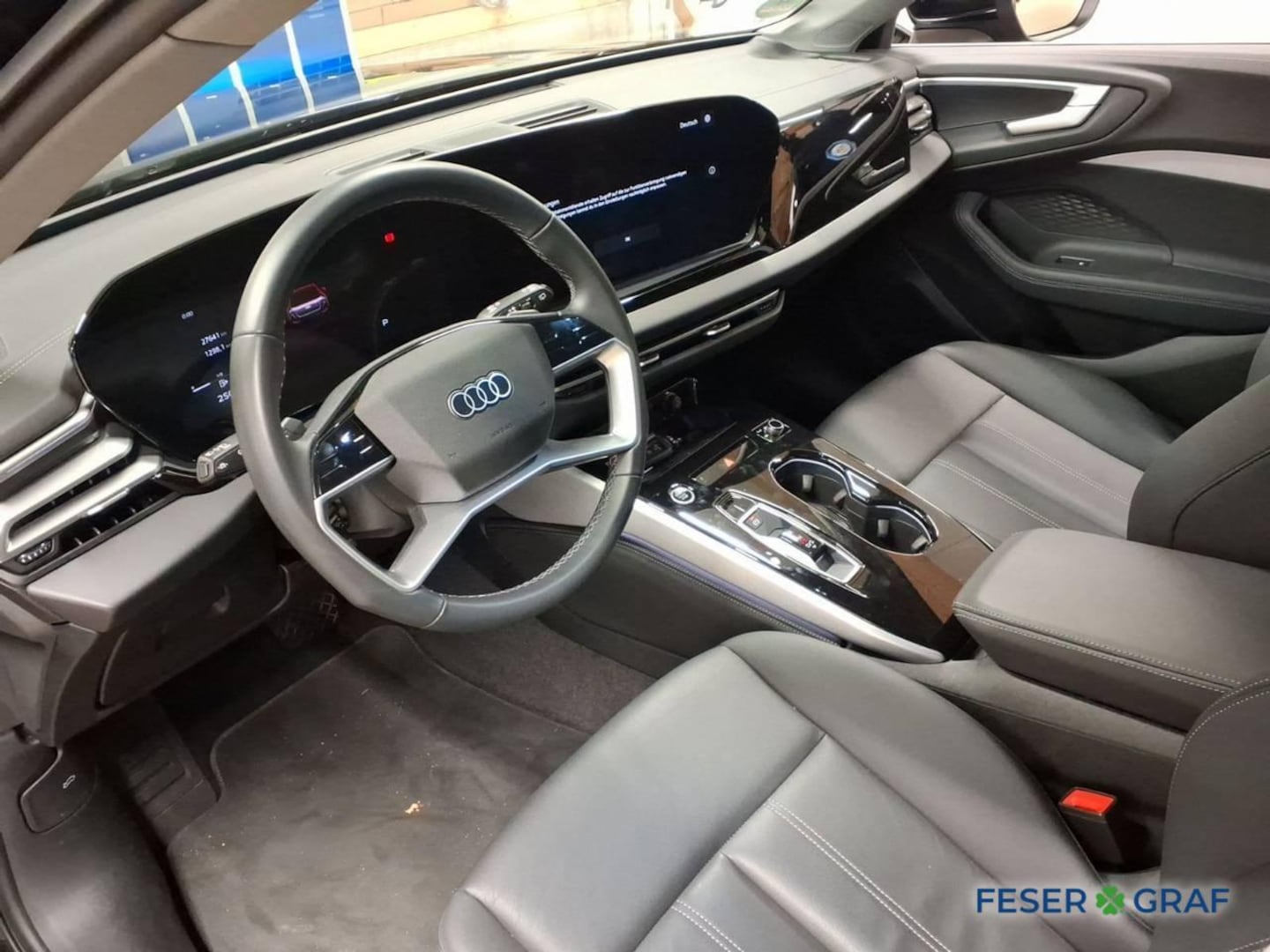 Bild über Audi A5 Avant TDI 150 kW S tronic - für weitere Informationen kontaktieren Sie den Audi Partner