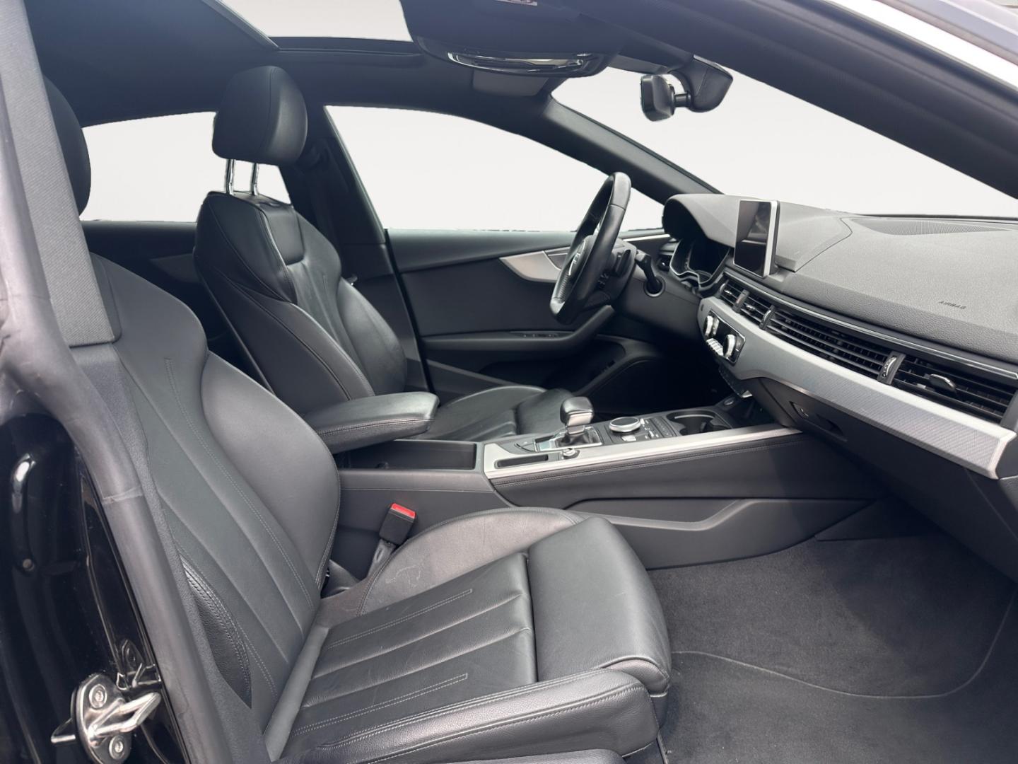 Image about Audi A5 Sportback Design Luxe 40 TFSI 140 kW (190 ch) S tronic