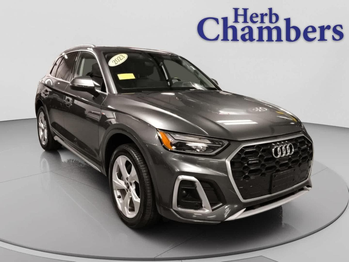 2023 Audi Q5 45 Premium Plus's photo