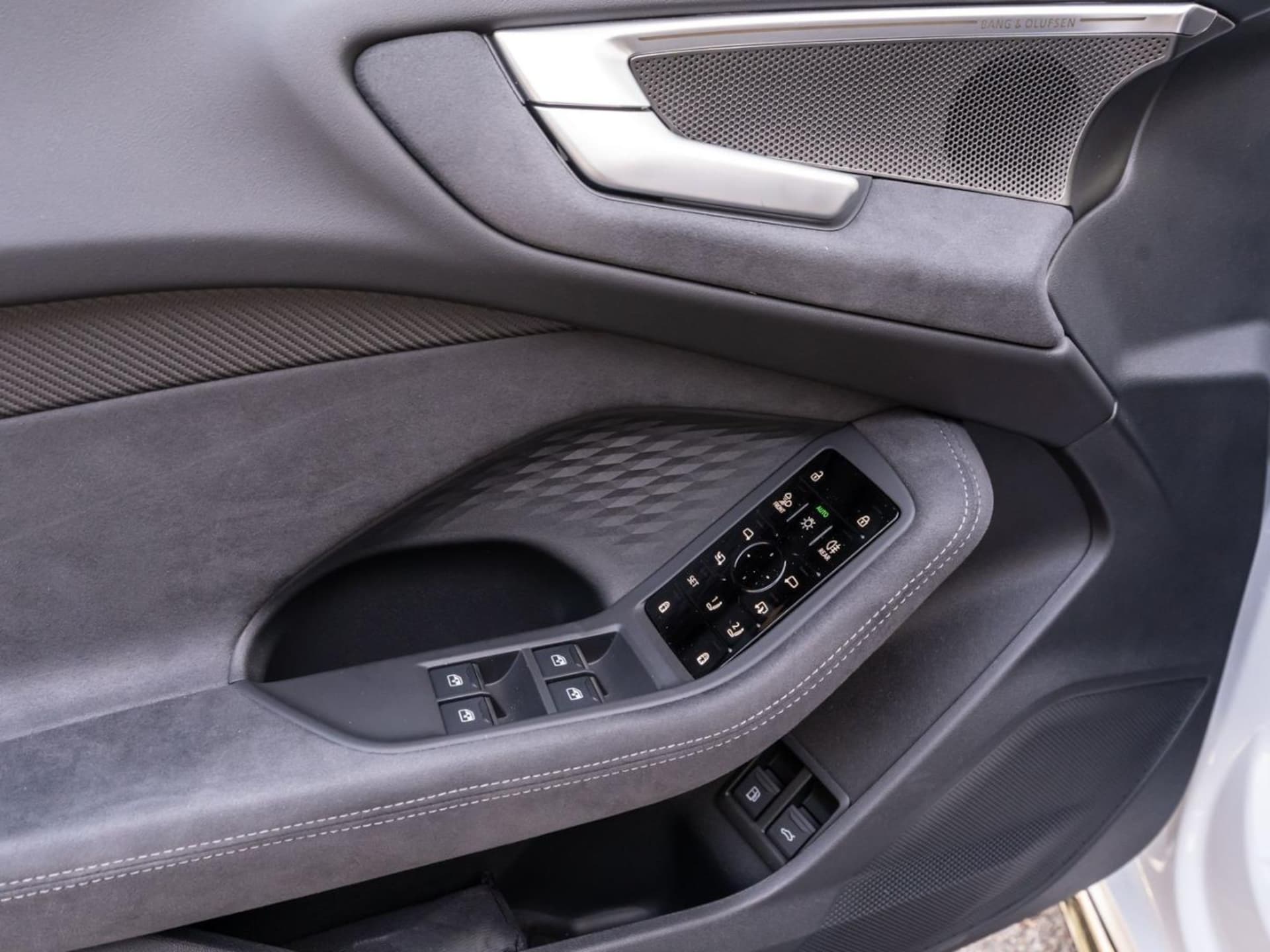Audi A5 Avant e-hybrid edition one