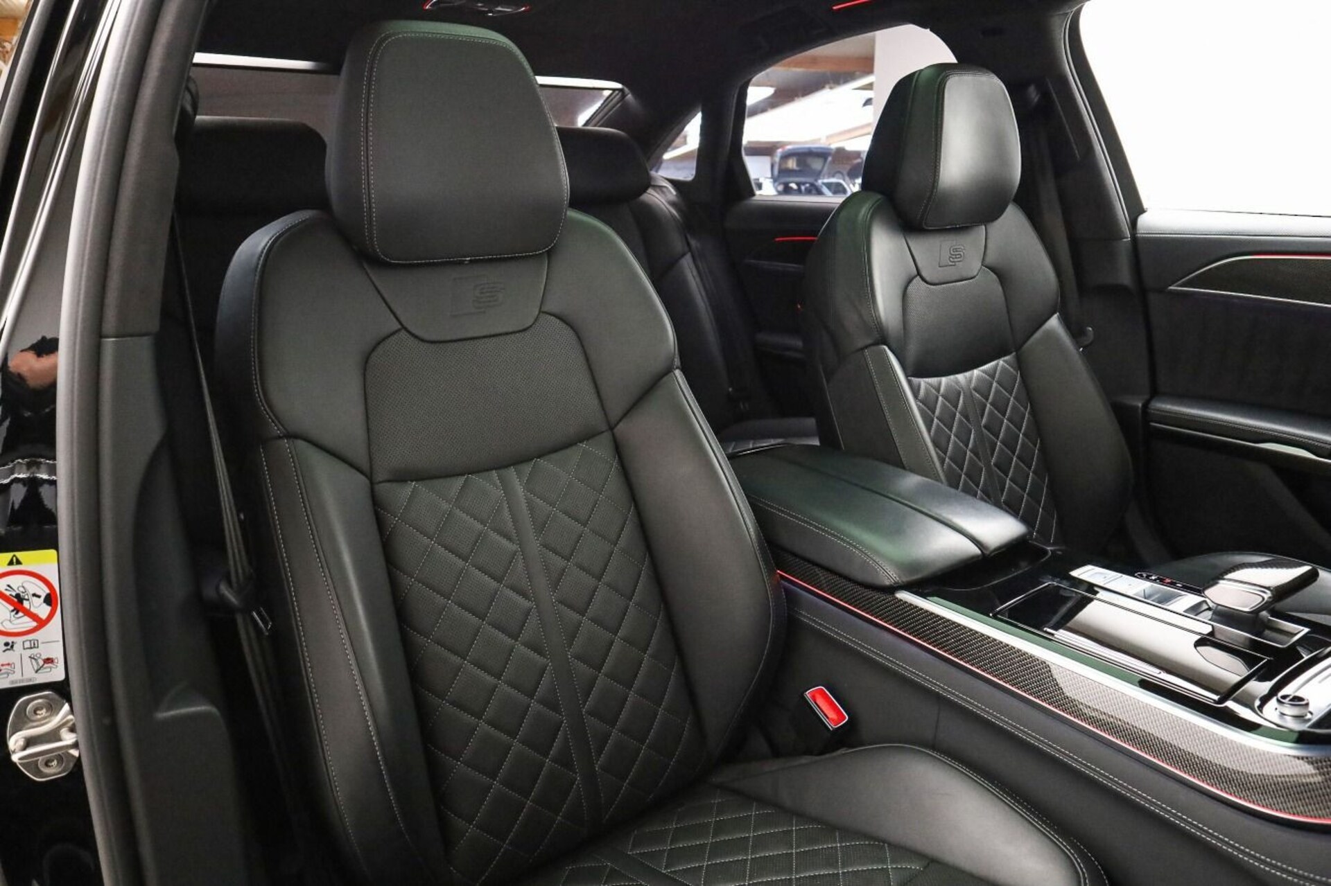 Audi S8