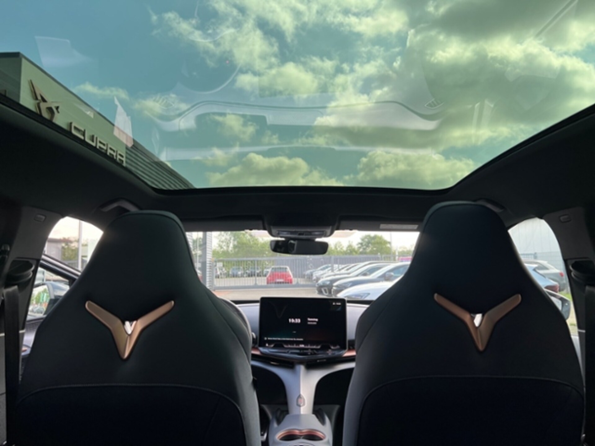 CUPRA Tavascan VZ