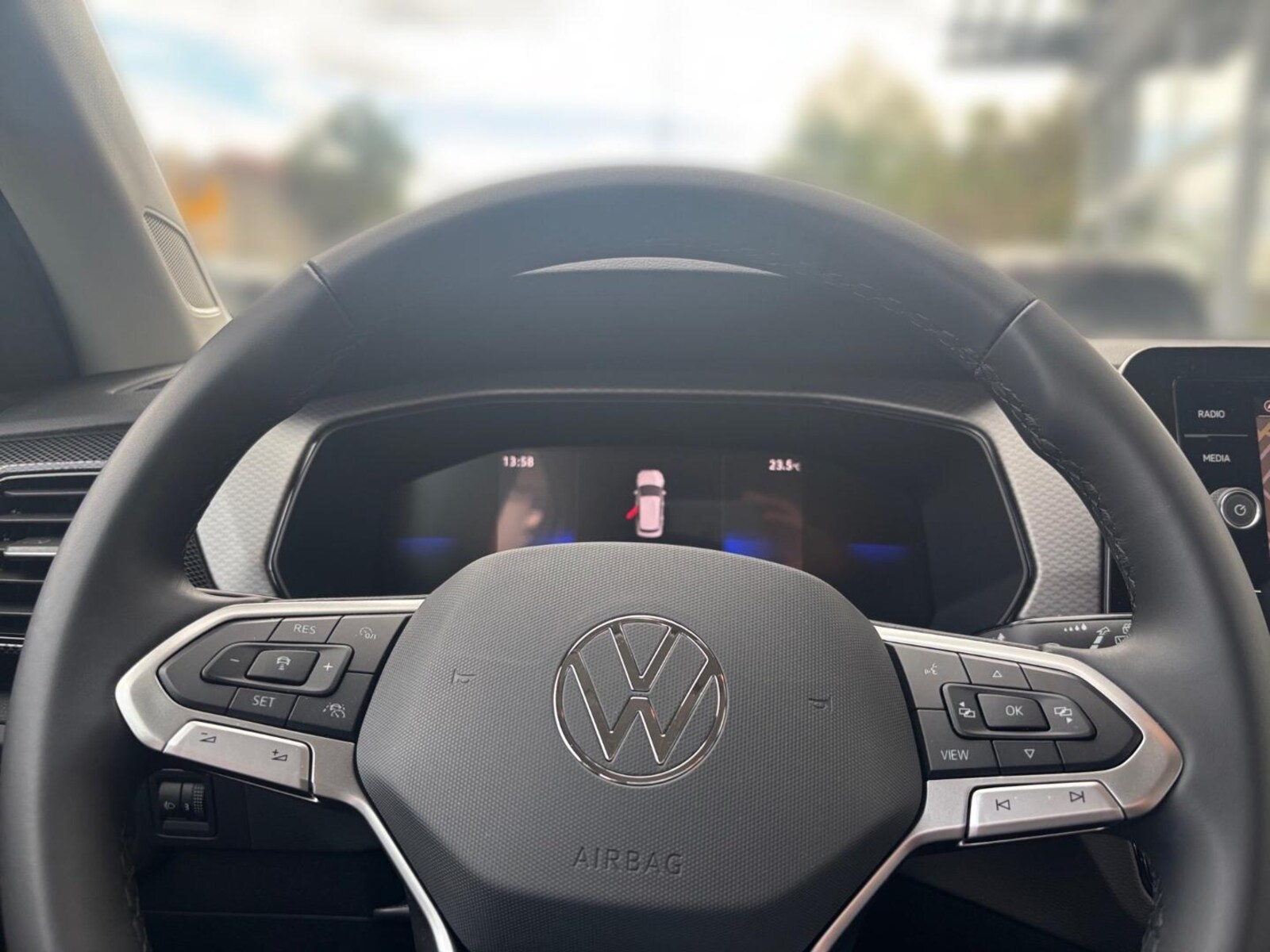 Volkswagen T-Cross – Bild 11