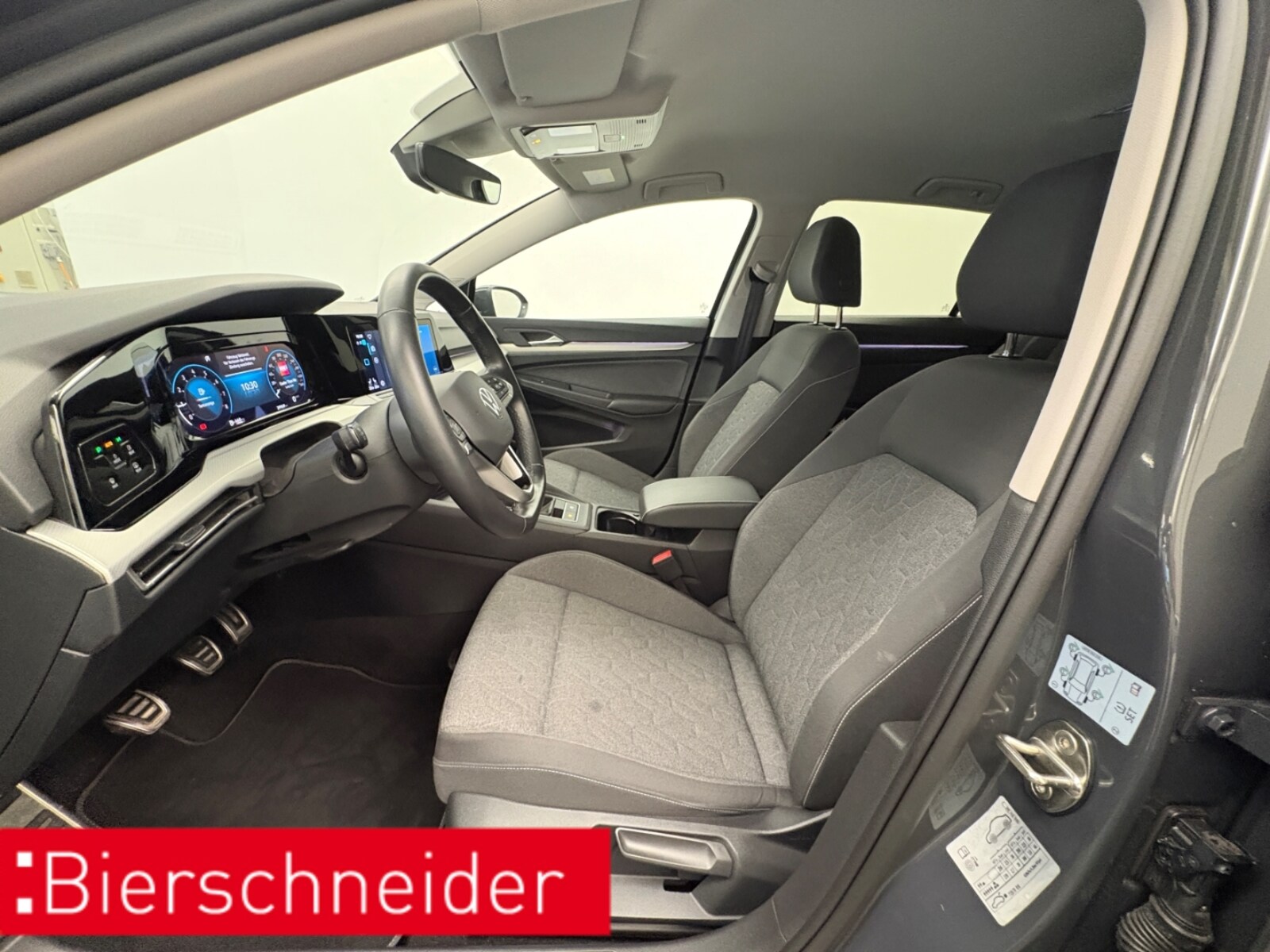 Volkswagen Golf – Bild 8