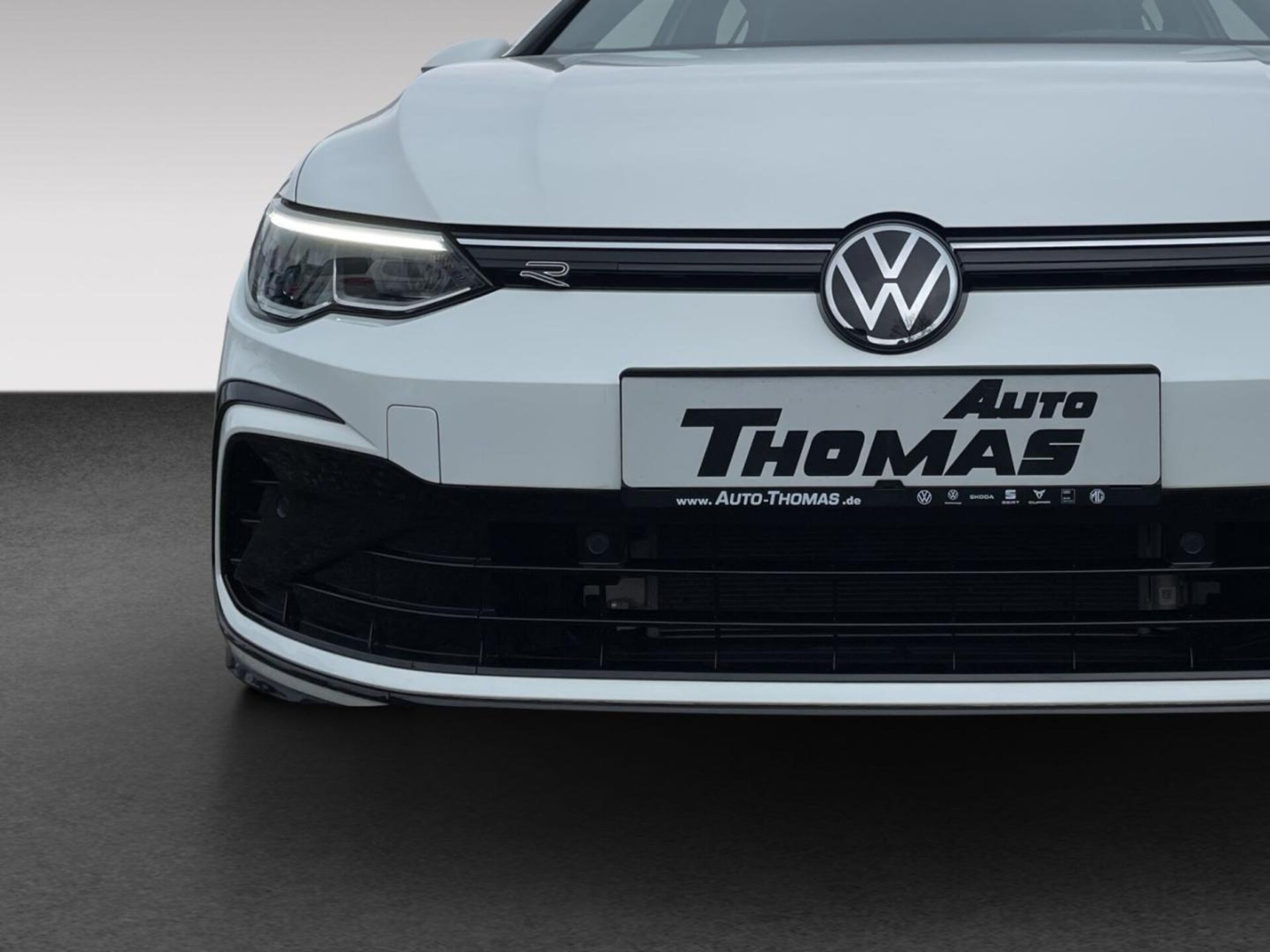 Volkswagen Golf R-Line