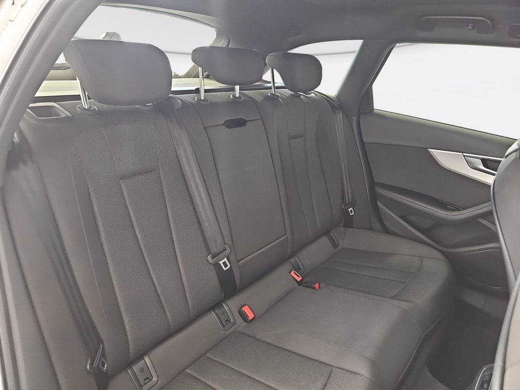 Immagine di Audi A4 allroad quattro Business Evolution 45 TFSI 180 kW (245 PS) S tronic - Vista: for more details contact your dealer