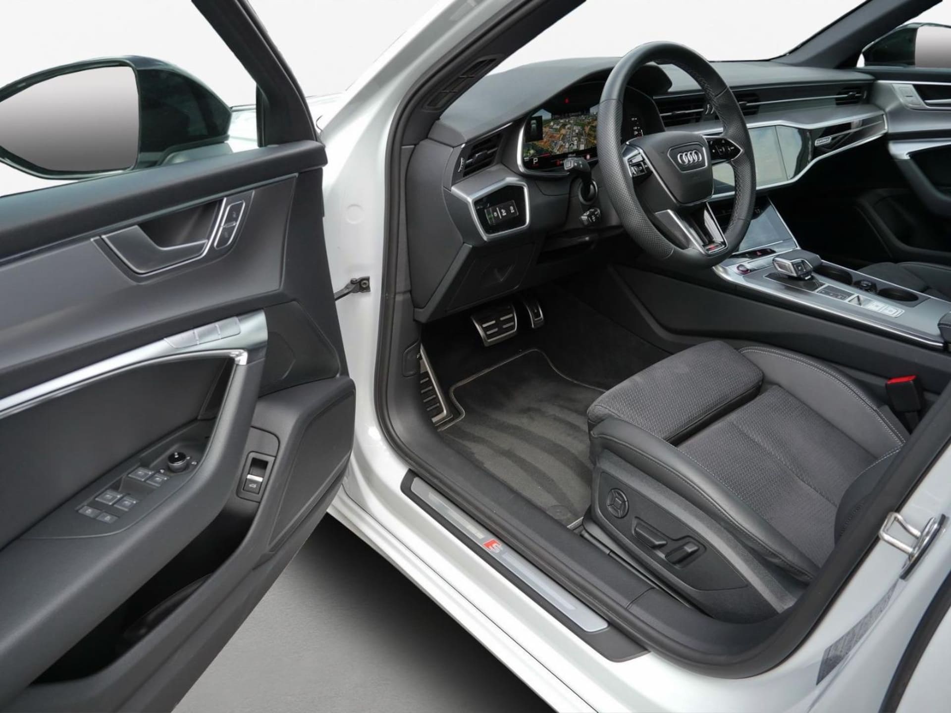 Audi S6 Avant