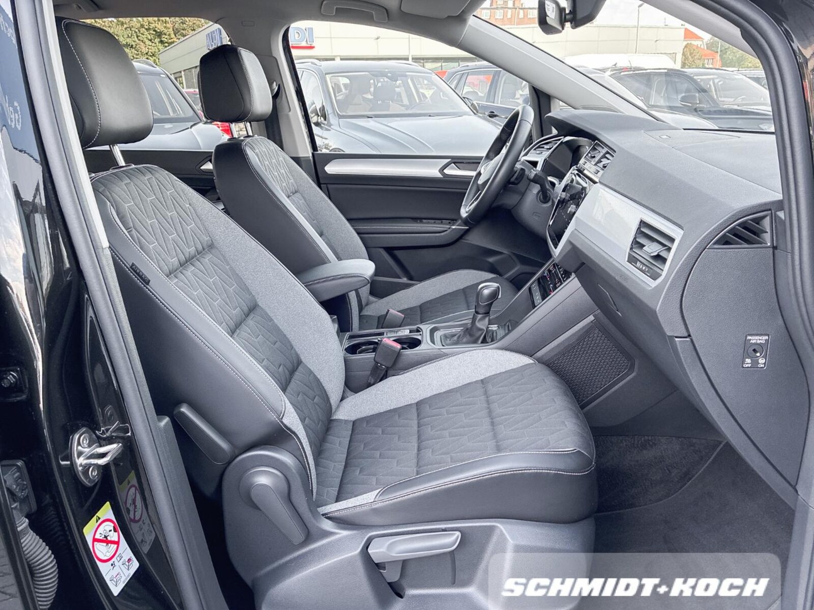 Volkswagen Touran – Bild 6