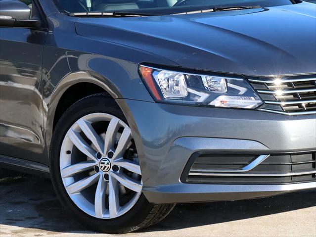 2019 VOLKSWAGEN PASSAT - Image 5