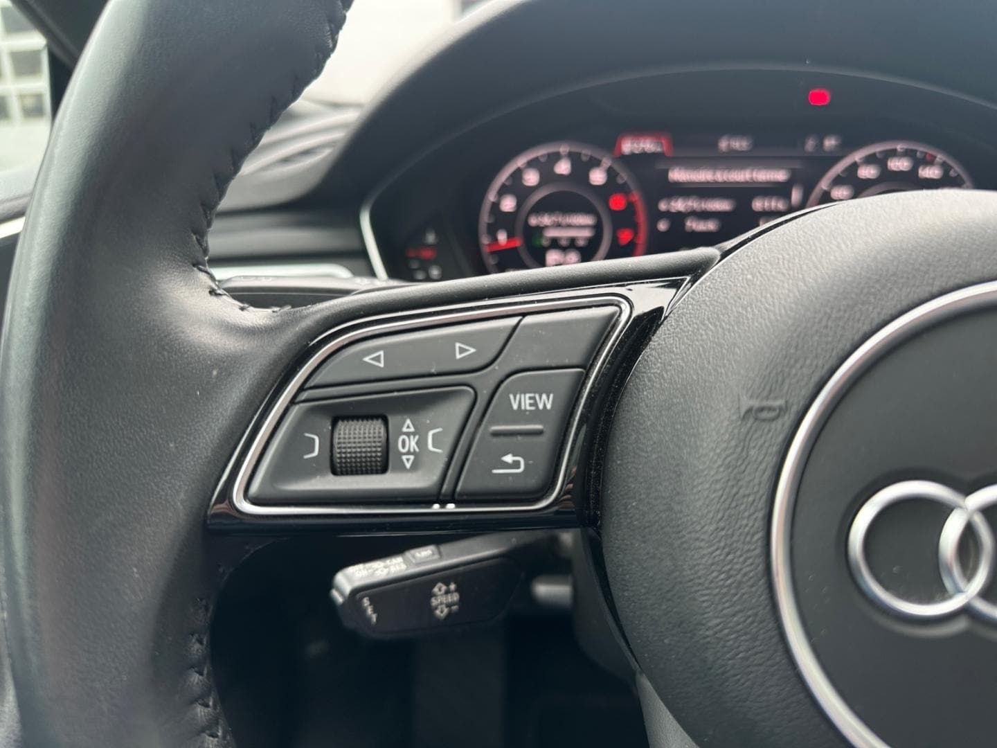 Image about Audi A5 Sportback Design Luxe 40 TFSI 140 kW (190 ch) S tronic