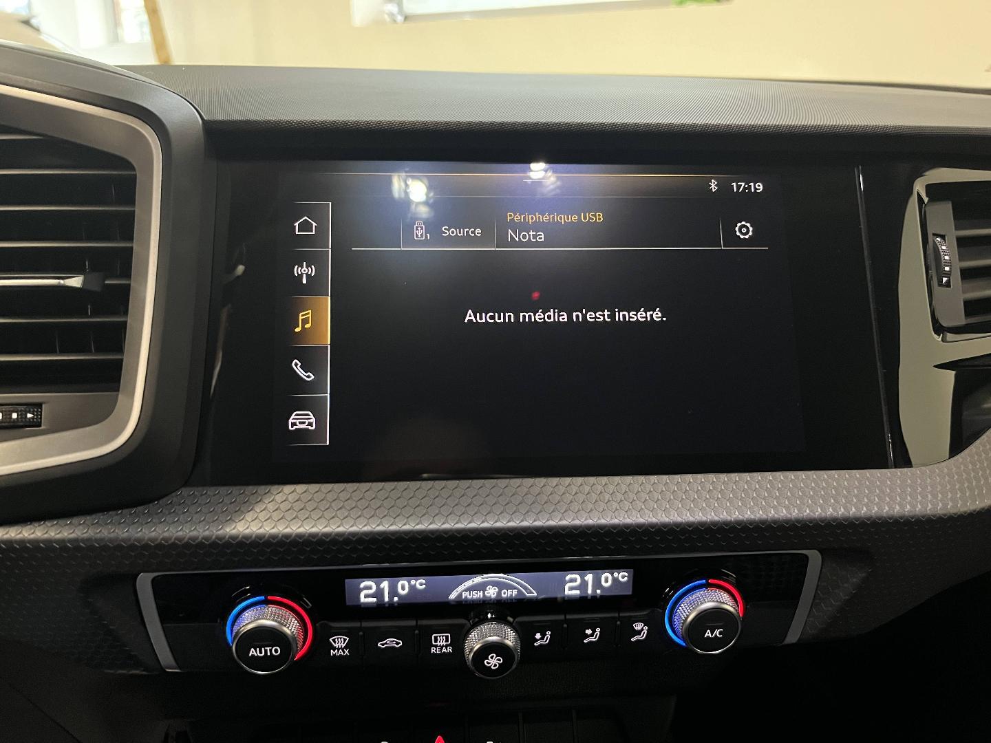 Image about Audi A1 Sportback Design 30 TFSI 85 kW (116 ch) 6 vitesses