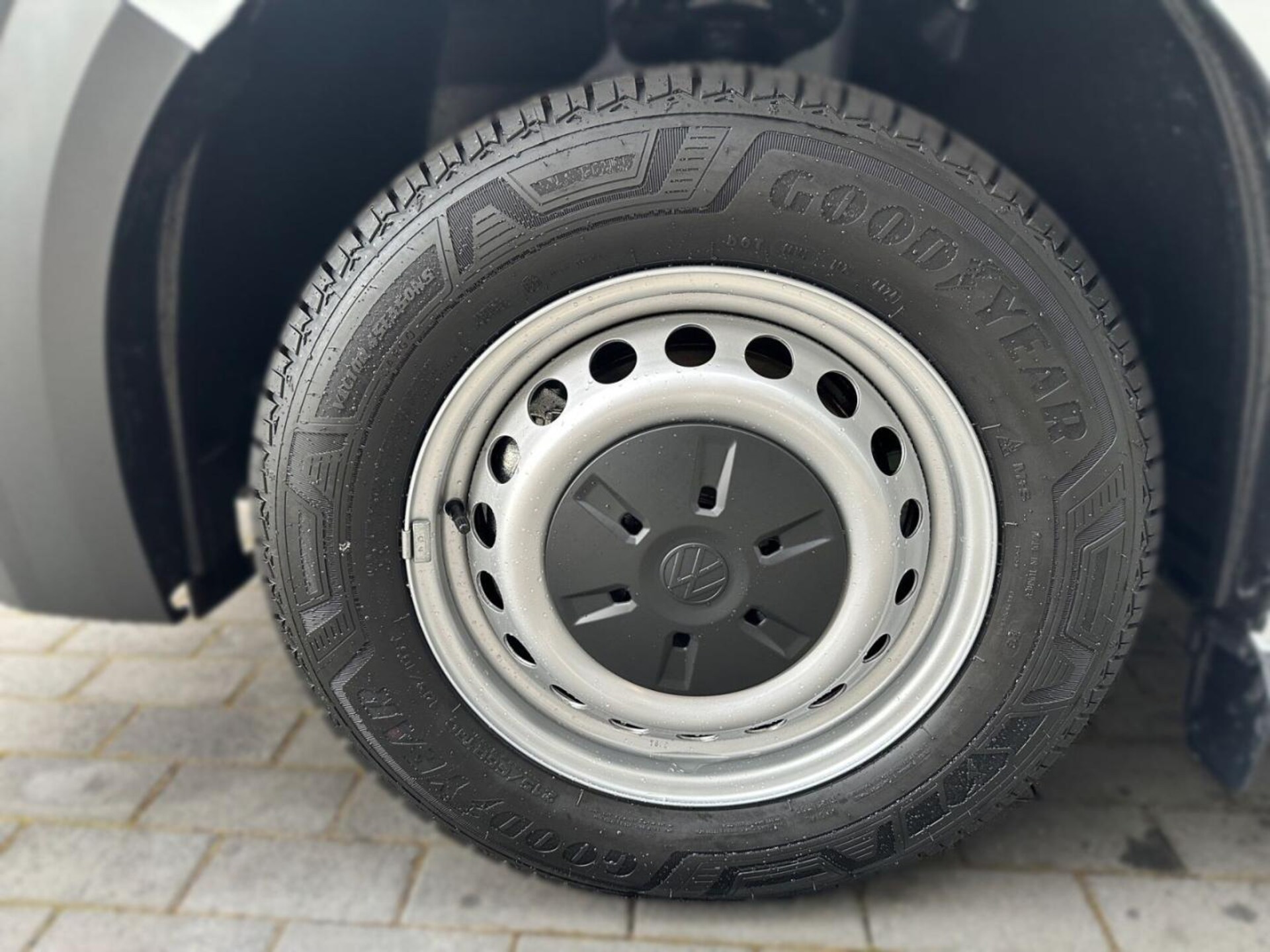 Volkswagen Transporter Kasten kurzer Radstand