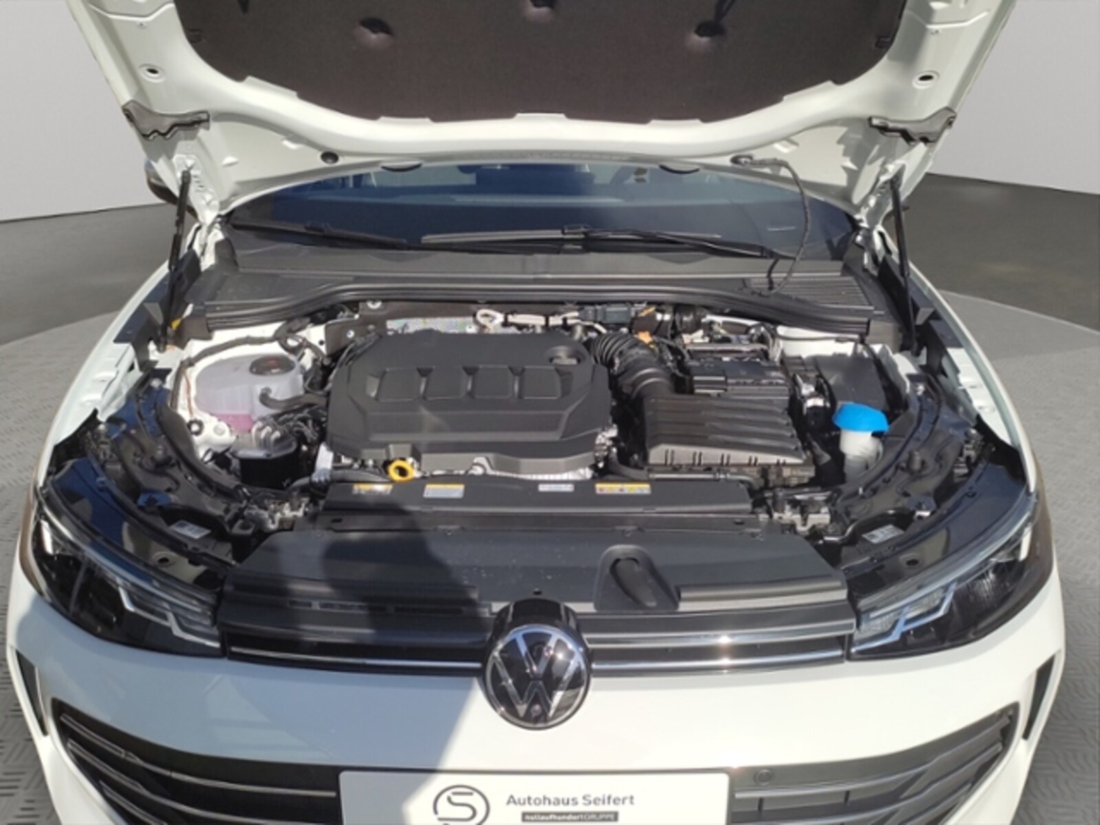Volkswagen Passat – Bild 18