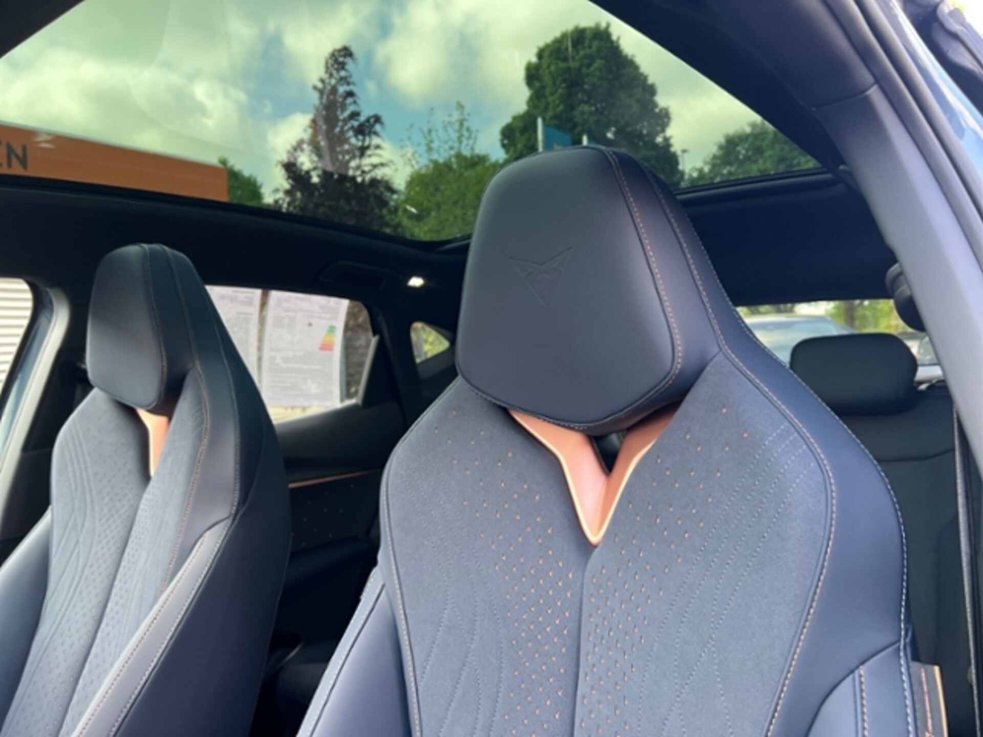 CUPRA Tavascan VZ