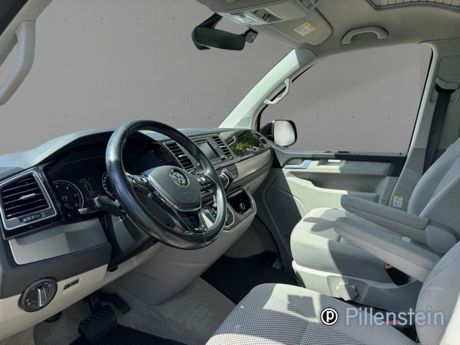 Volkswagen T6 California Beach