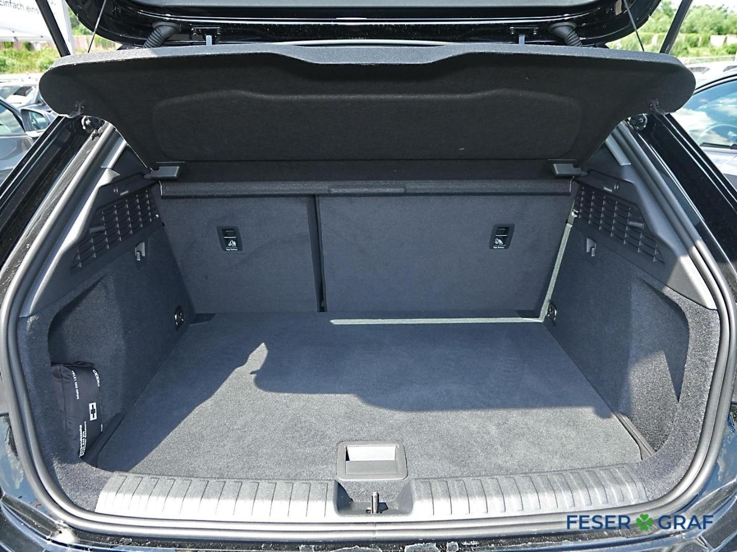 Bild über Audi A3 Sportback 30 TFSI S tronic - für weitere Informationen kontaktieren Sie den Audi Partner