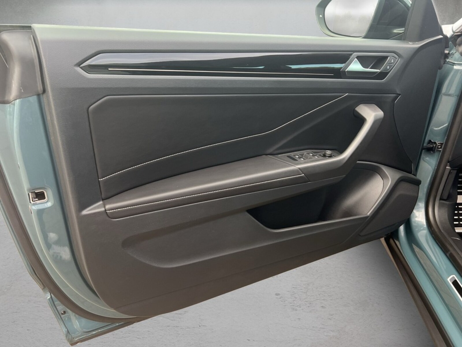 Volkswagen T-Roc Cabriolet – Bild 6