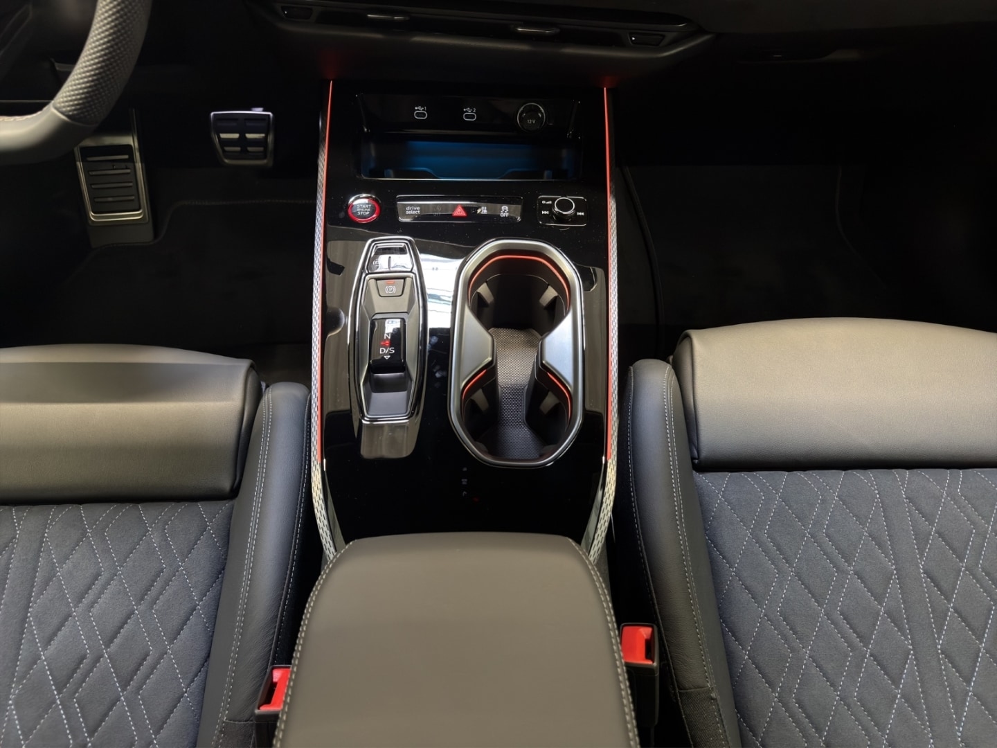 Bild über Audi A6 Avant edition one TDI quattro 150 kW S tronic - für weitere Informationen kontaktieren Sie den Audi Partner