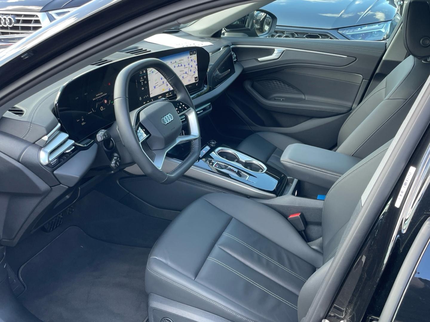 Bild über Audi A6 Avant TDI 150 kW S tronic - für weitere Informationen kontaktieren Sie den Audi Partner
