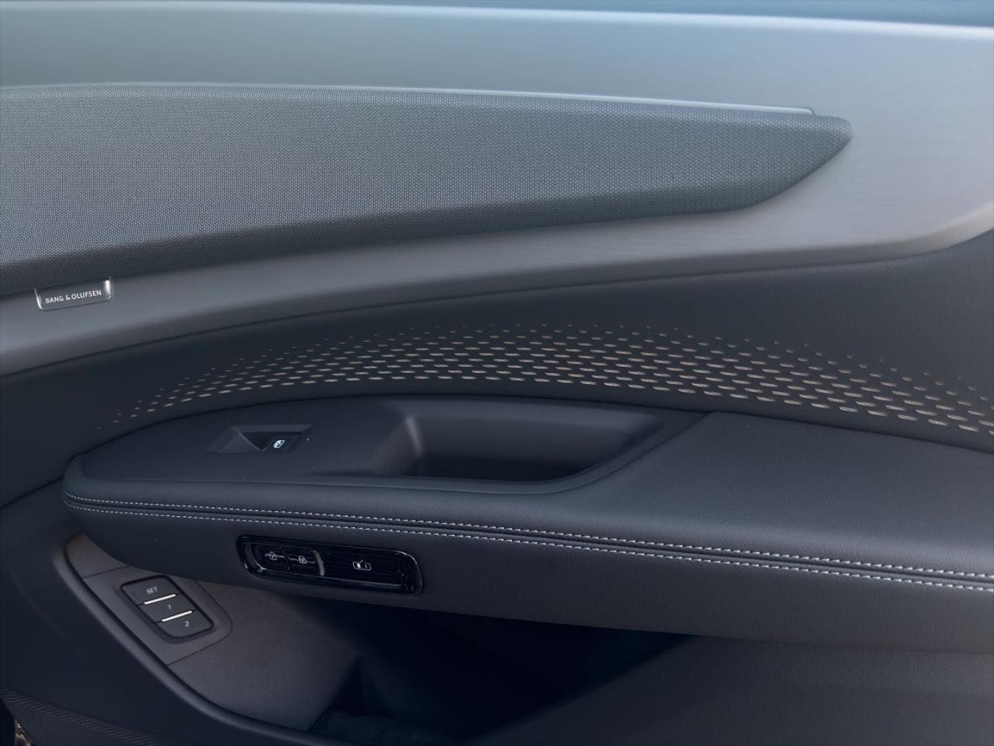 Bild über Audi Q7 SUV TDI quattro 220 kW tiptronic - für weitere Informationen kontaktieren Sie den Audi Partner