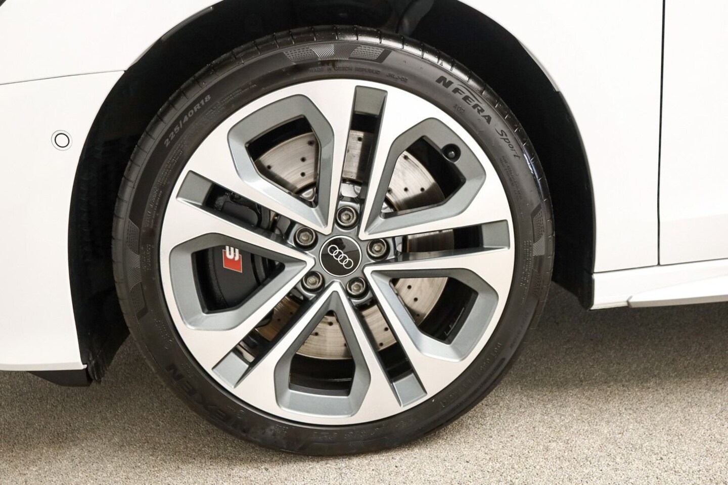 Bild über Audi S3 Sportback TFSI quattro S tronic - für weitere Informationen kontaktieren Sie den Audi Partner