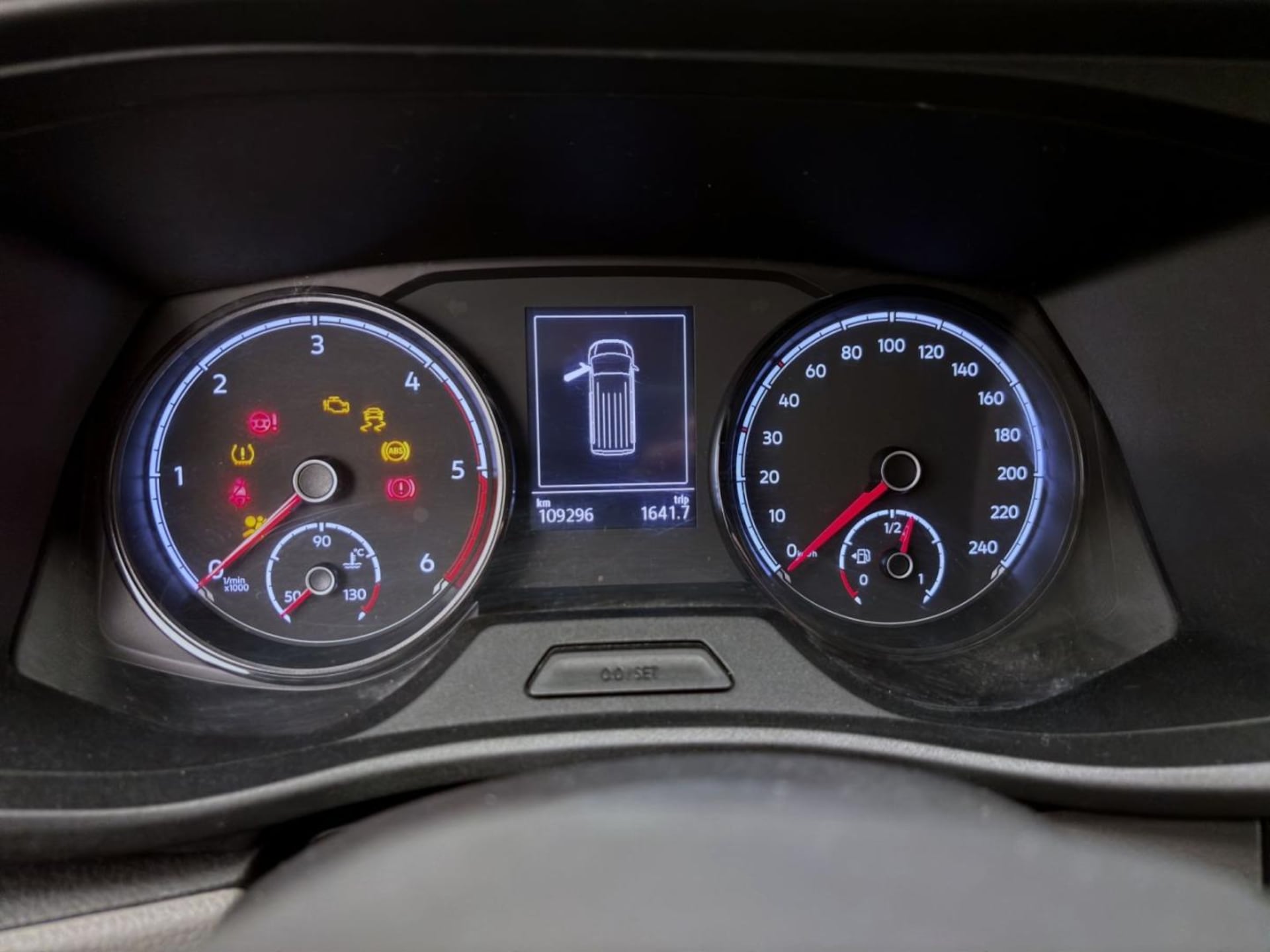 Volkswagen T6.1 Transporter Kombi kurzer Radstand