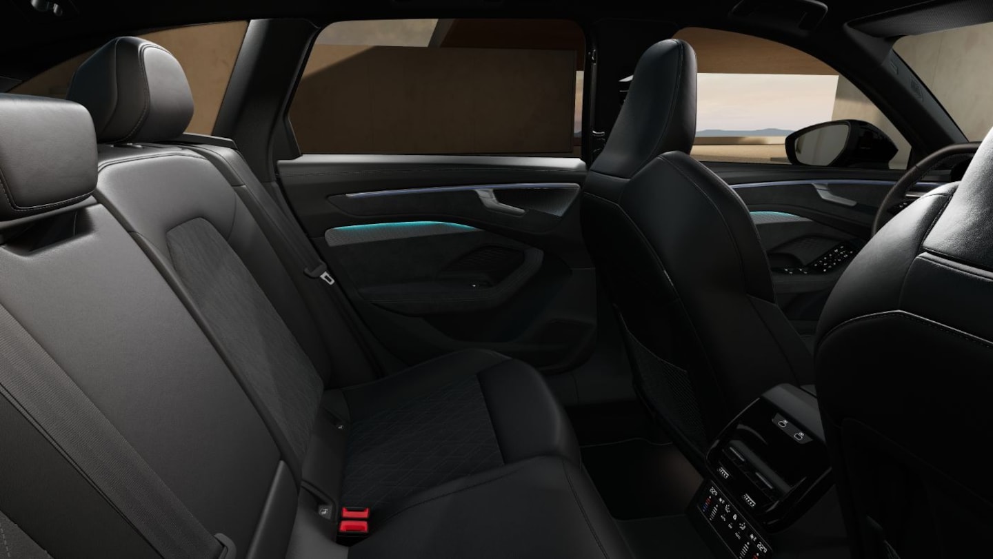 Bild über Audi A6 Avant TDI quattro 150 kW S tronic - für weitere Informationen kontaktieren Sie den Audi Partner
