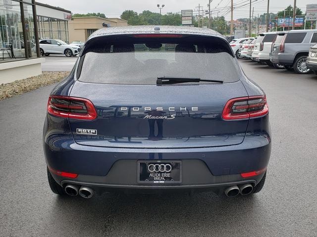 2016 Porsche Macan