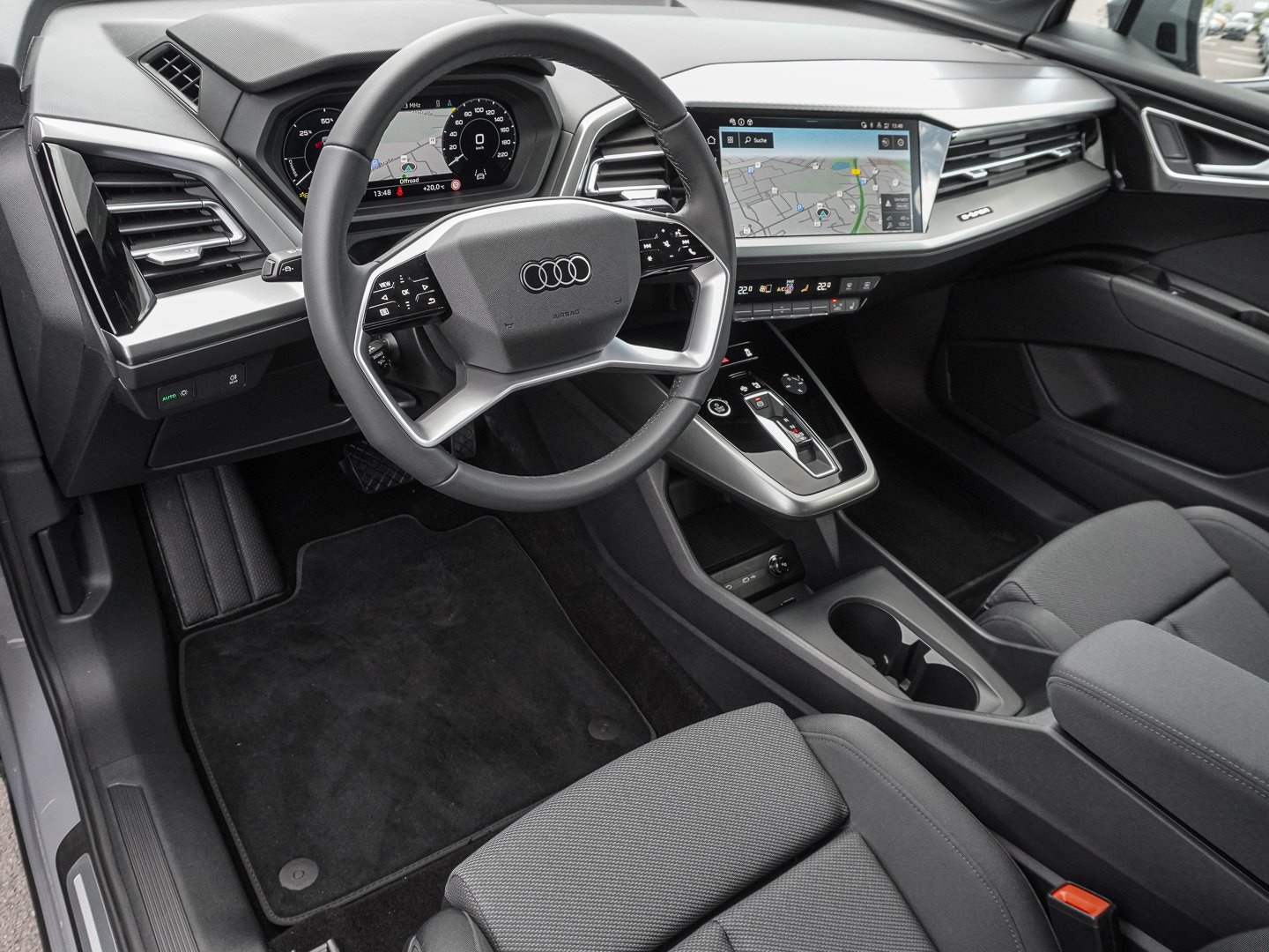 Bild über Audi Q4 Sportback e-tron 45 e-tron - für weitere Informationen kontaktieren Sie den Audi Partner