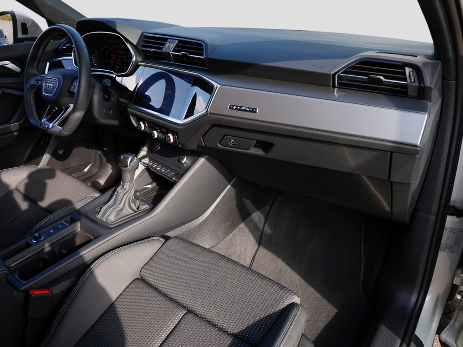 Audi Q3 Sportback – Bild 14