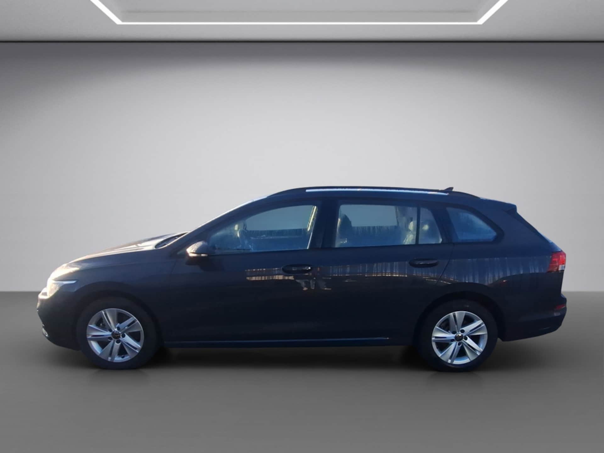 Volkswagen Golf Variant Life