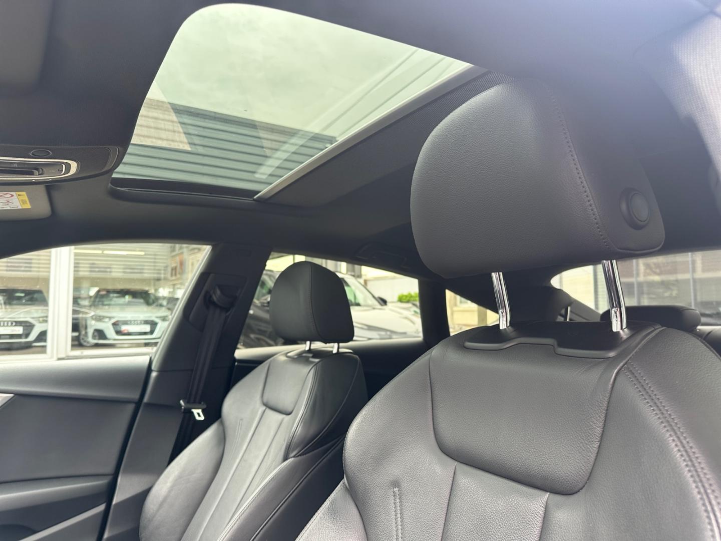 Image about Audi A5 Sportback Design Luxe 40 TFSI 140 kW (190 ch) S tronic