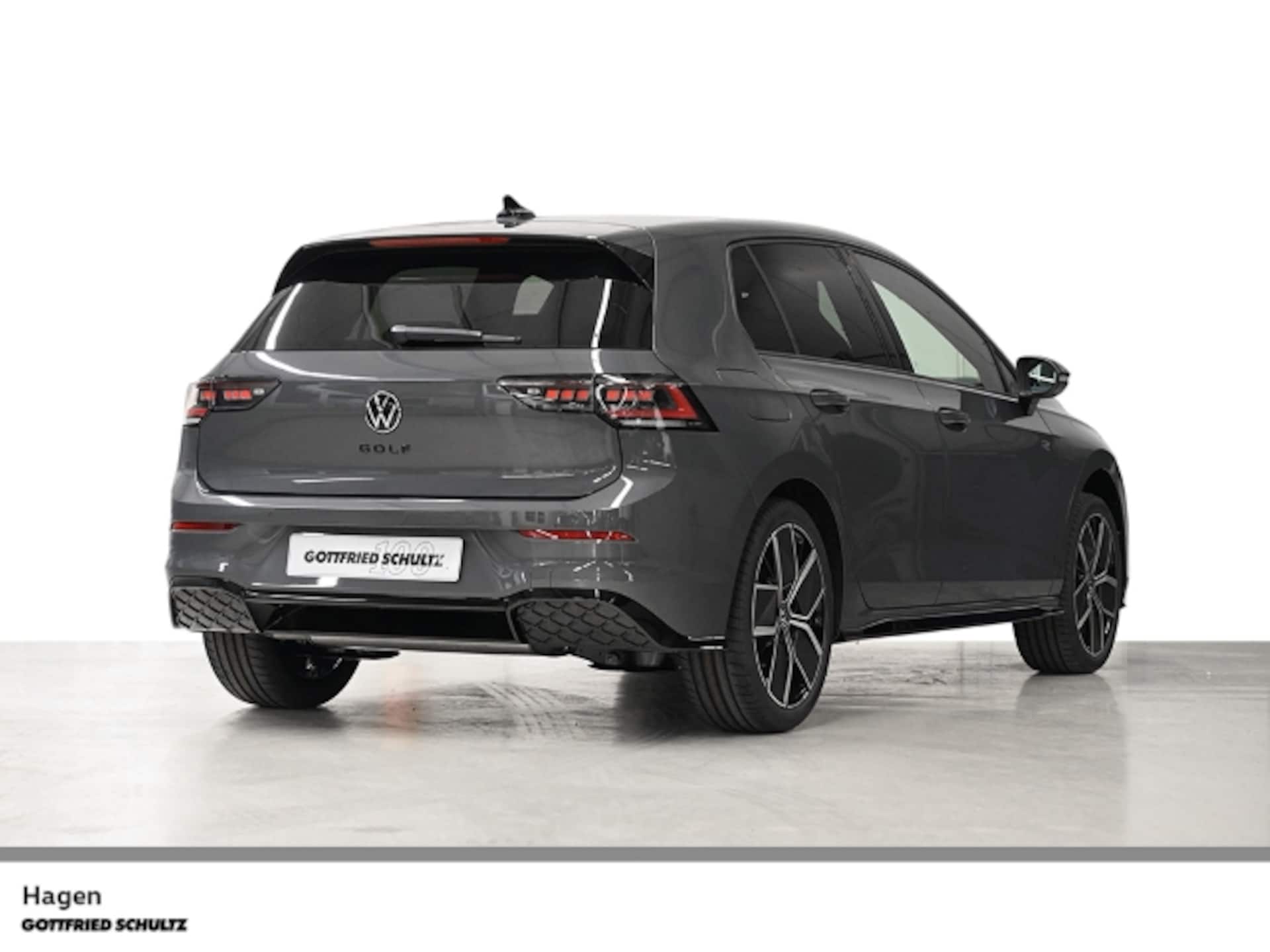 Volkswagen Golf R-Line