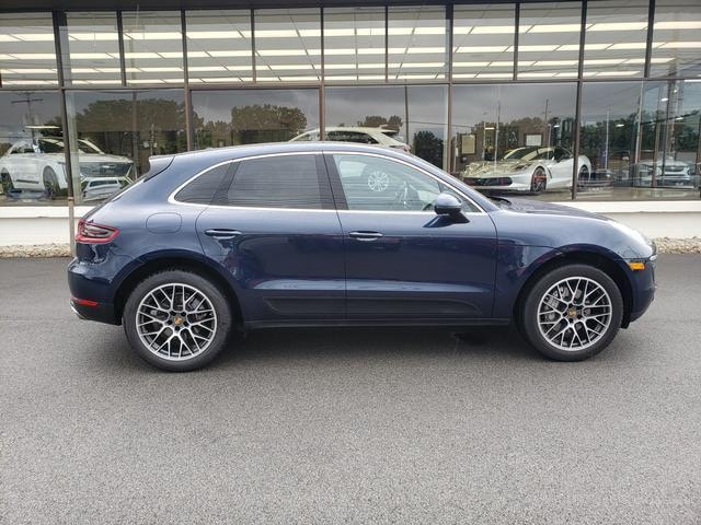 2016 Porsche Macan