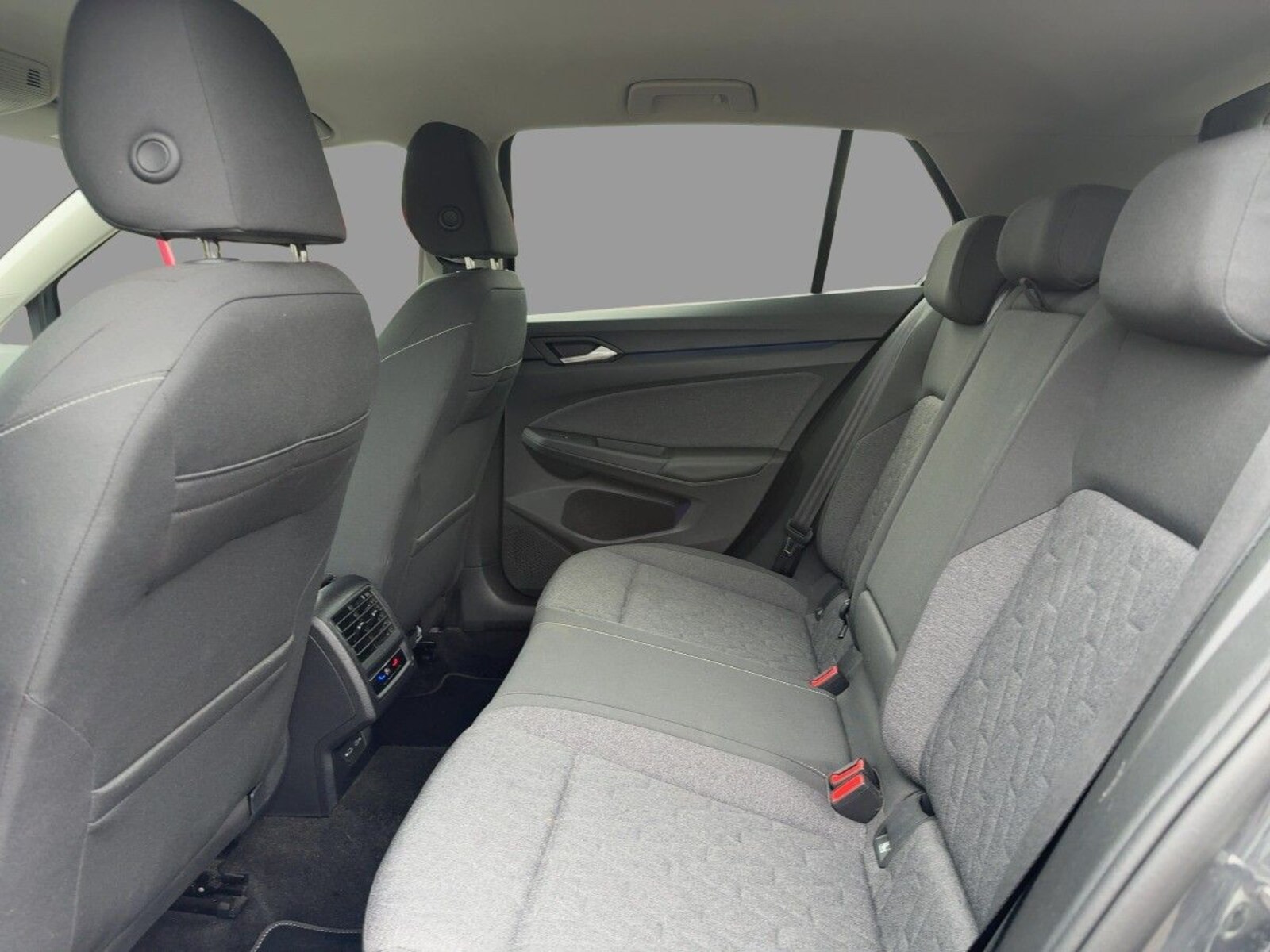 Volkswagen Golf – Bild 8