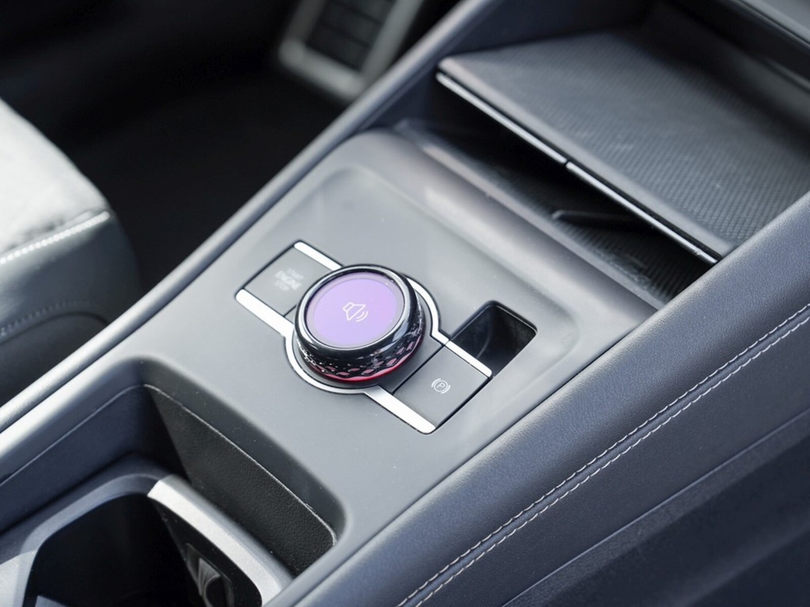 Volkswagen Tiguan – Bild 10