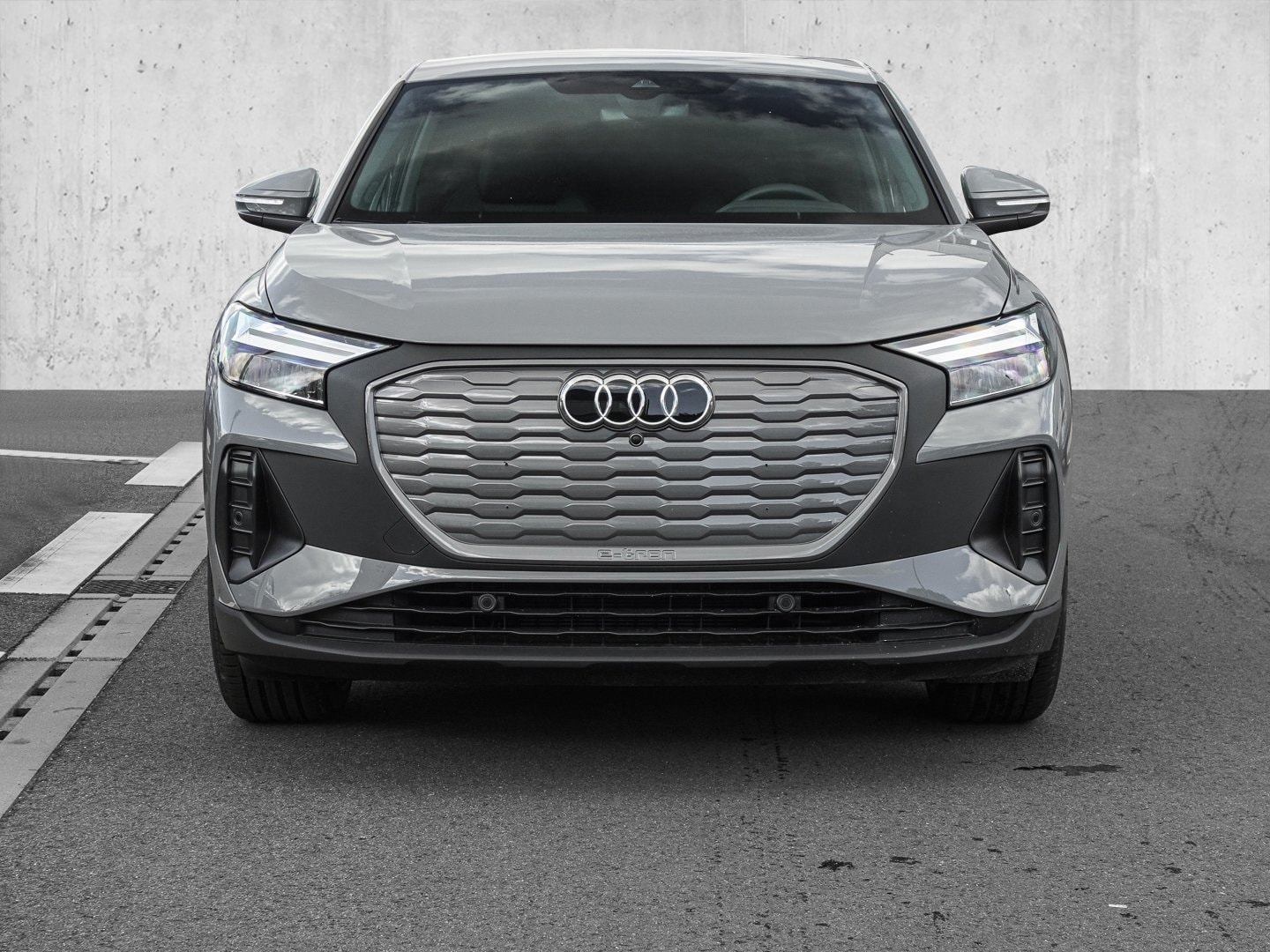 Bild über Audi Q4 Sportback e-tron 45 e-tron - für weitere Informationen kontaktieren Sie den Audi Partner