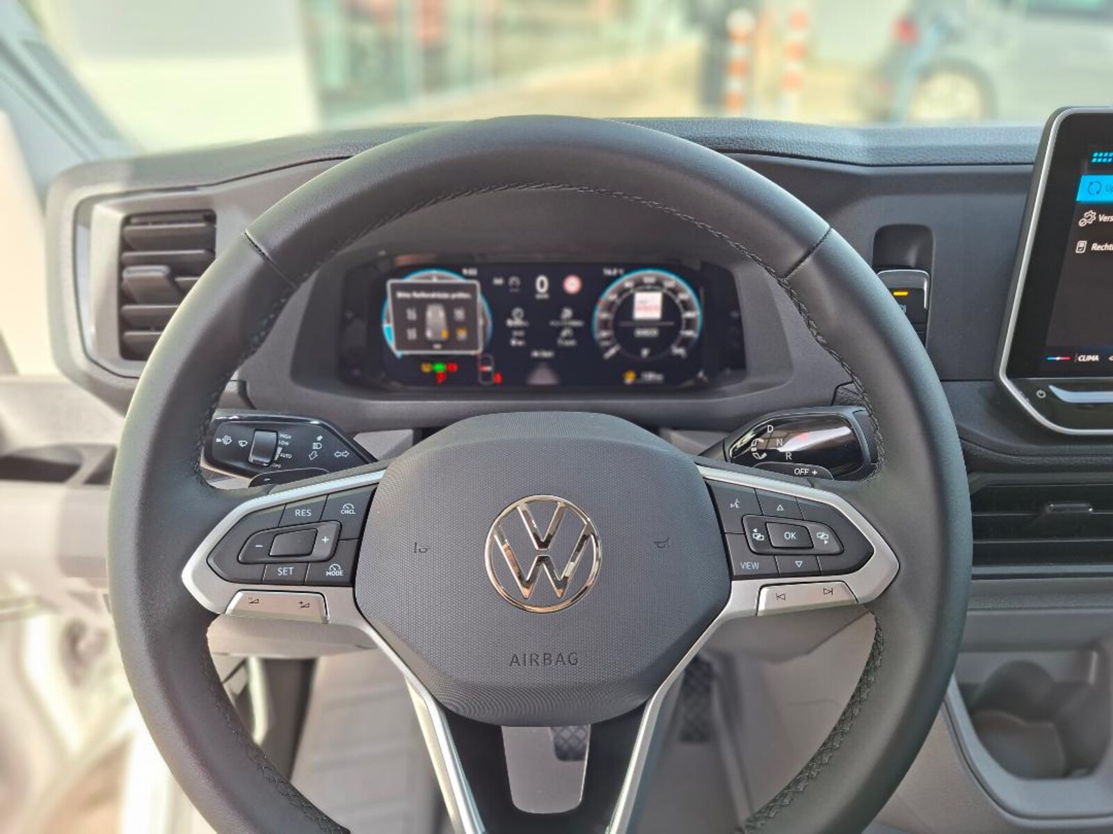 Volkswagen Crafter Kasten mittlerer Radstand – Bild 19