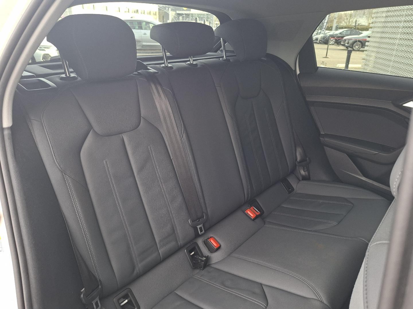 Image about Audi A1 citycarver Design Luxe 30 TFSI 81 kW (110 ch) S tronic