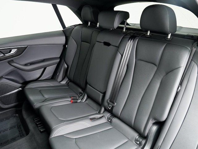 2025 Audi Q8 Premium Plus - Photo 24