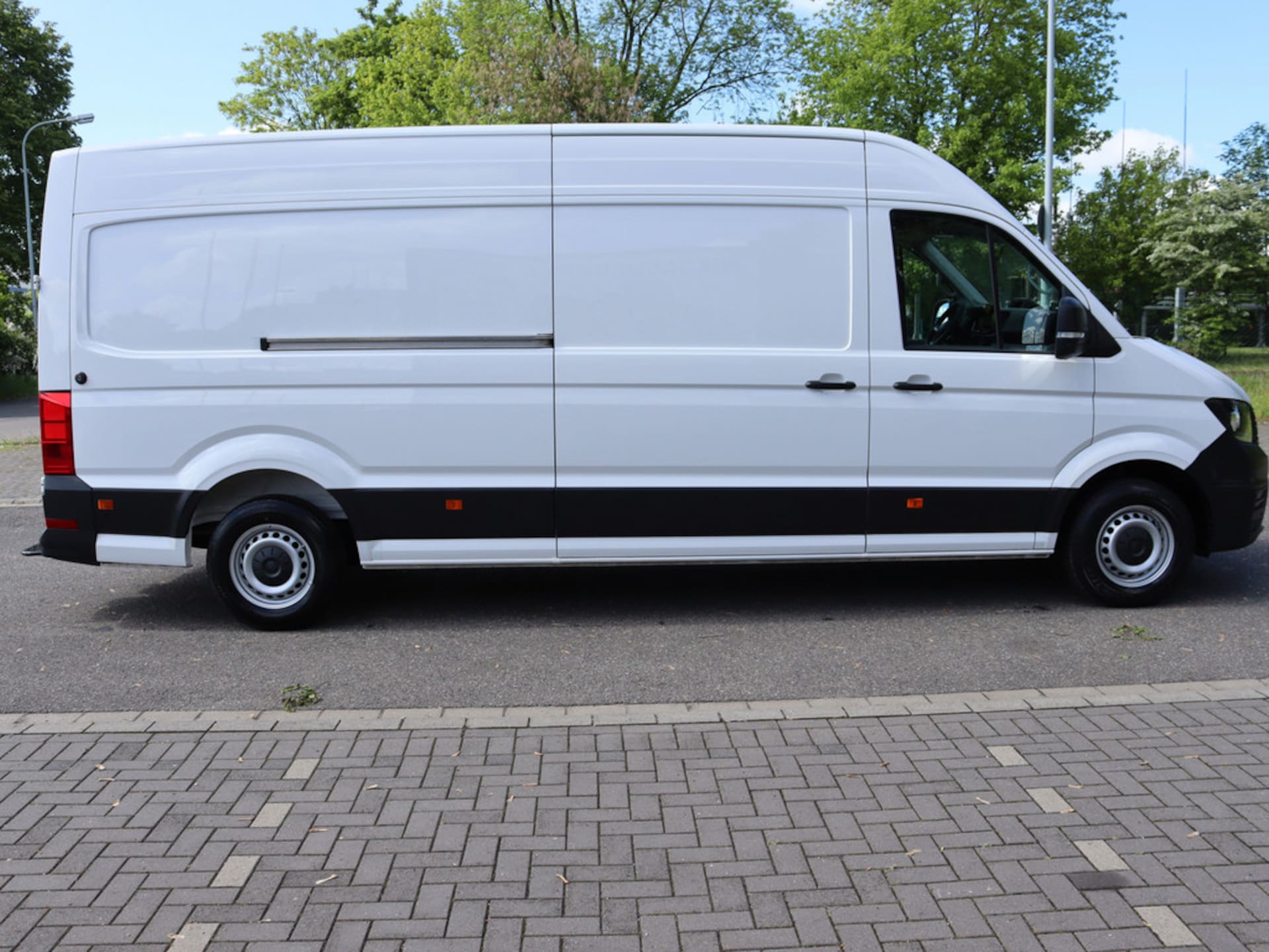 Volkswagen Crafter Kasten langer Radstand