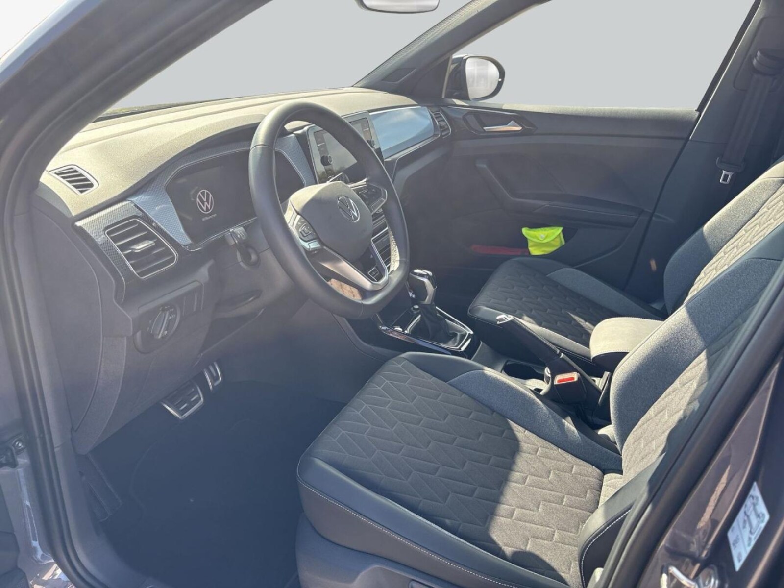 Volkswagen T-Cross – Bild 11