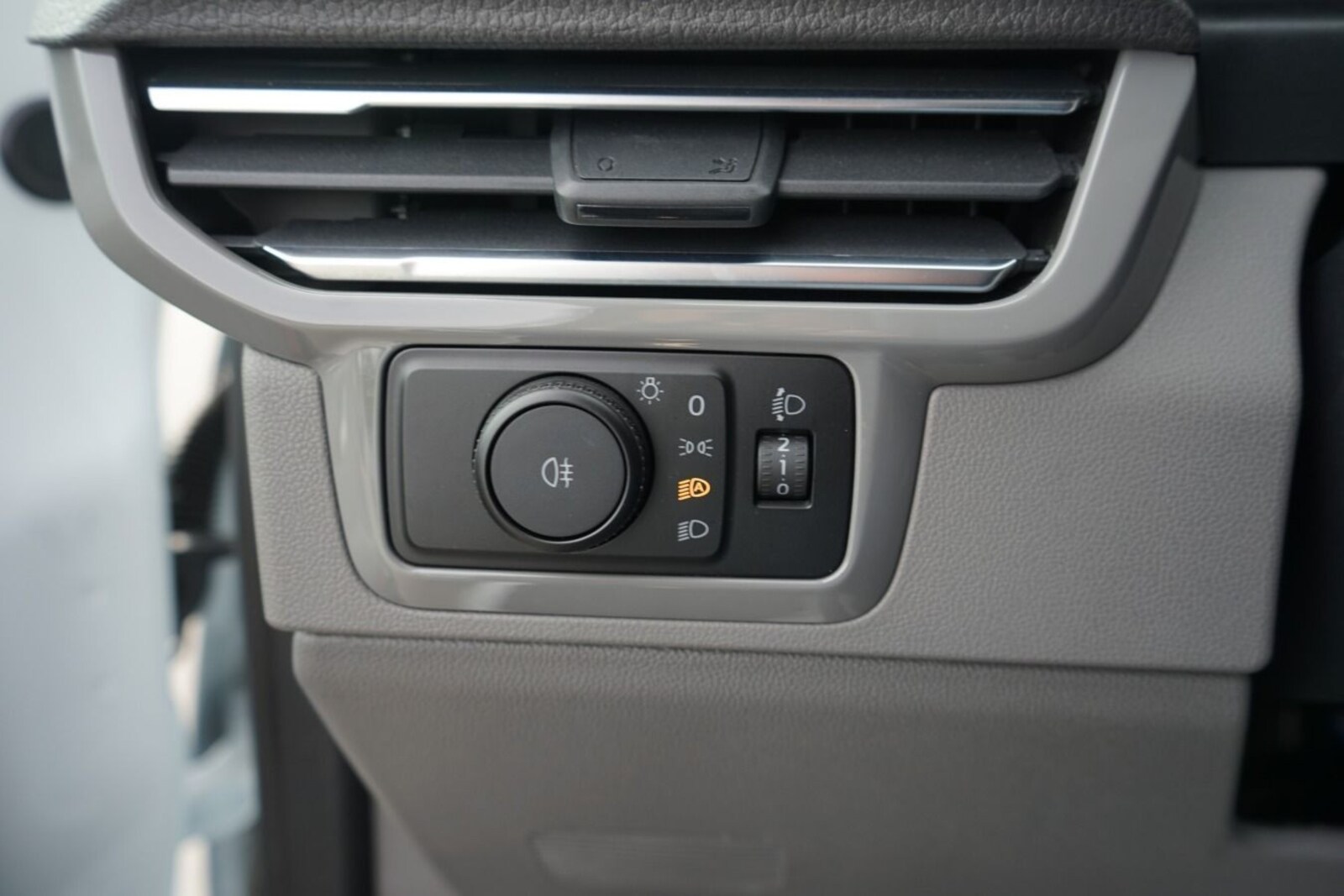 Volkswagen Caravelle langer Radstand – Bild 19