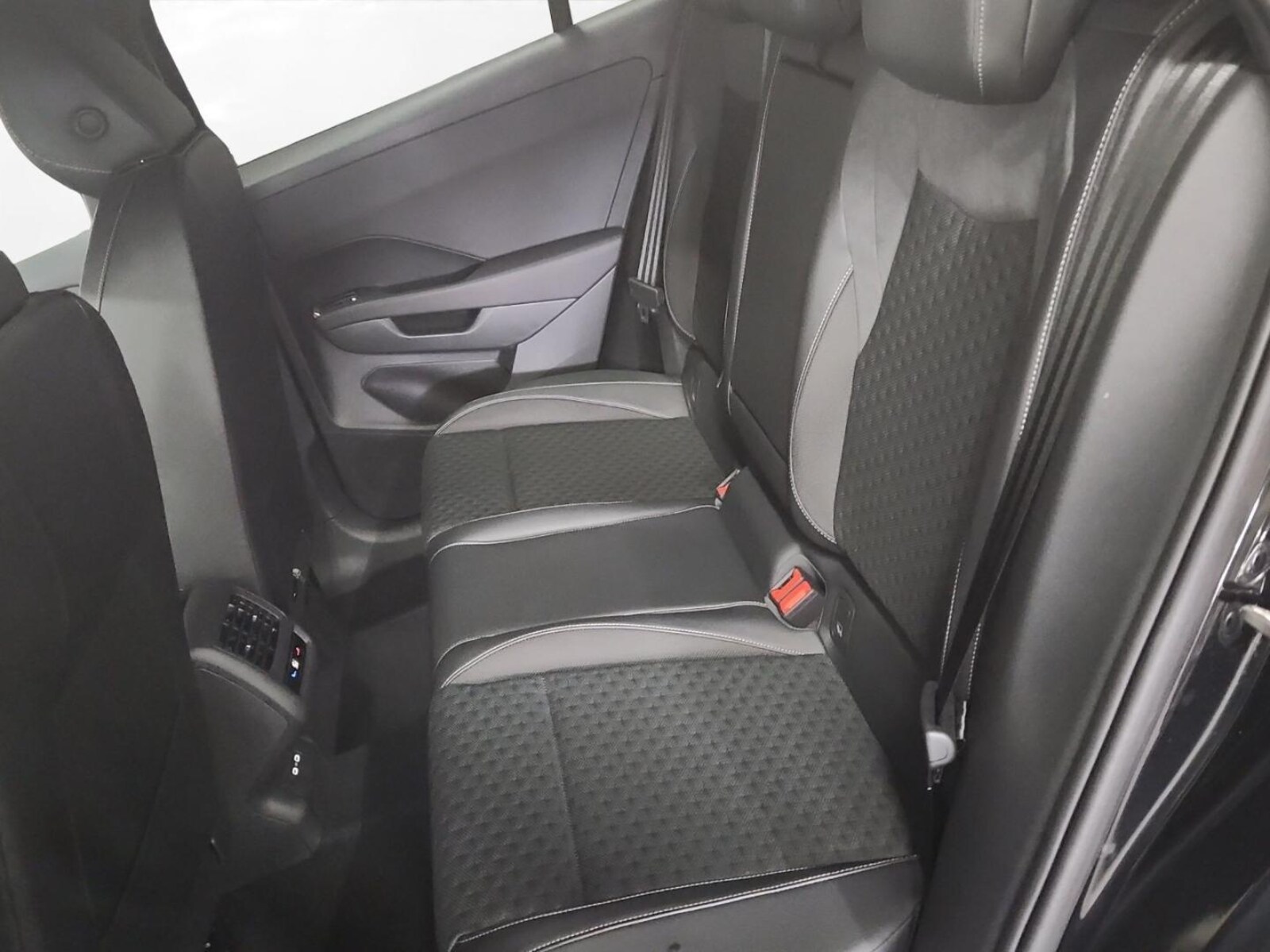 Volkswagen T-Roc – Bild 13