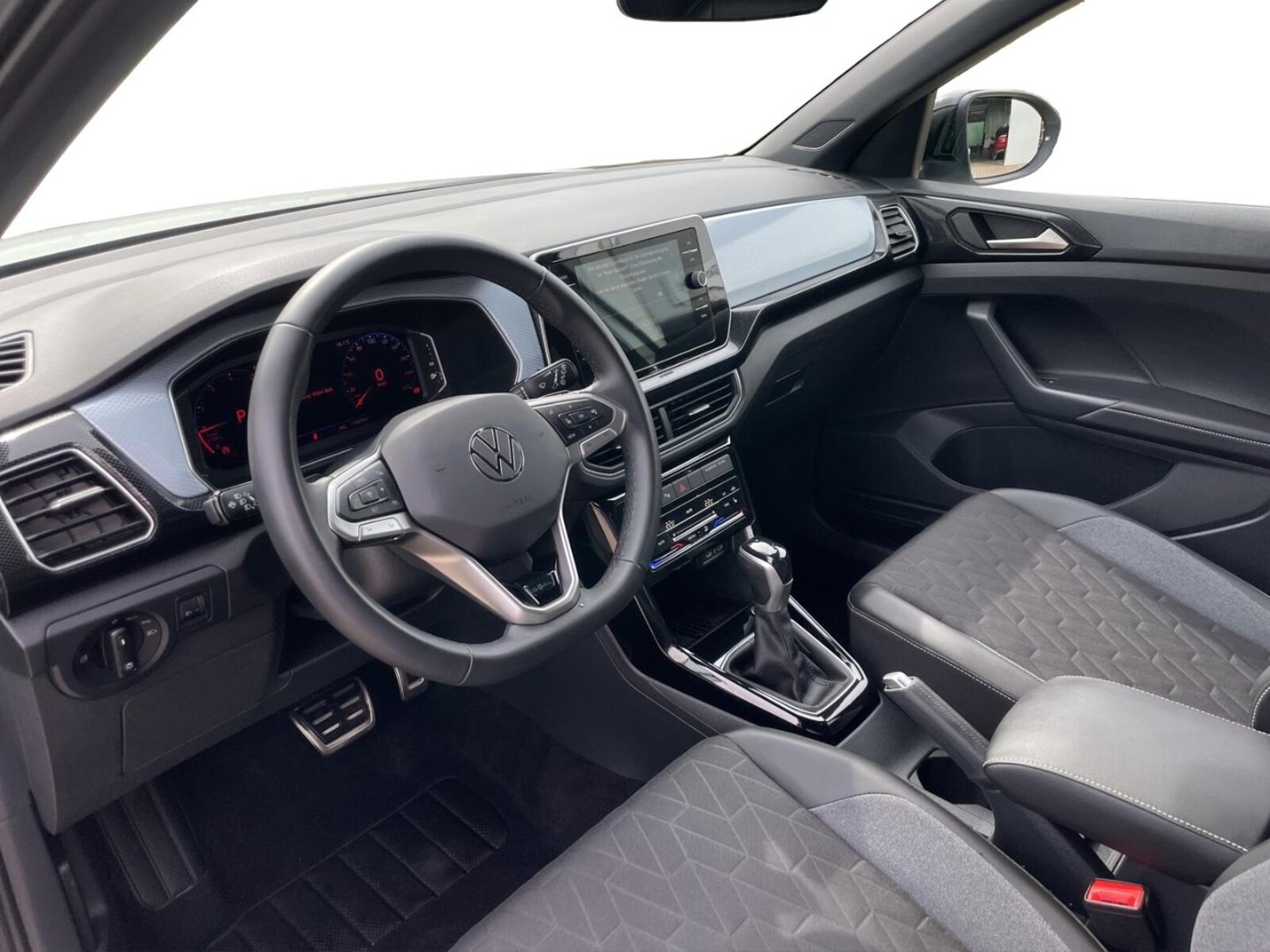 Volkswagen T-Cross – Bild 9