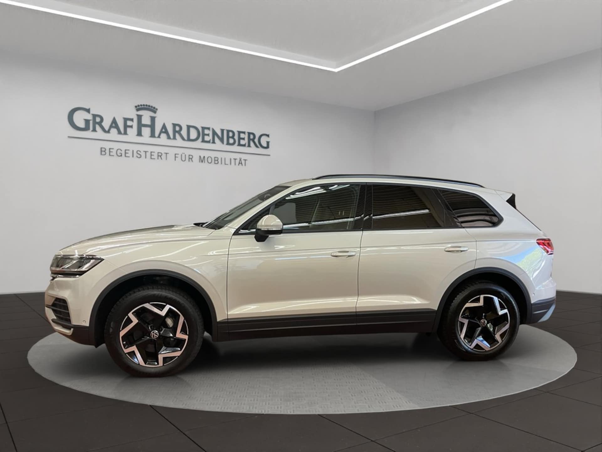 Volkswagen Touareg Basis-Modell